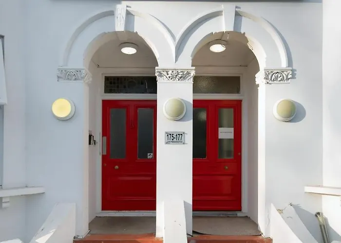 Flexistay Addiscombe Aparthotel