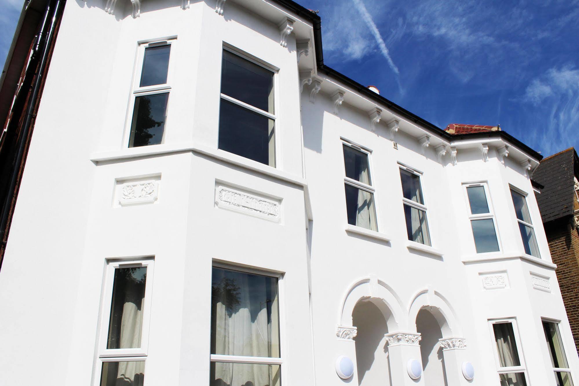 Flexistay Addiscombe 3* Croydon